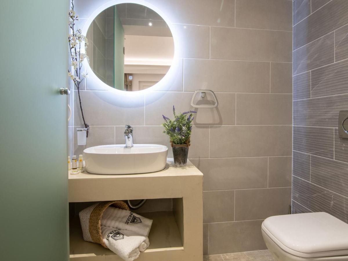 Suncourt Lux Rooms ลากานาส ภายนอก รูปภาพ